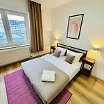 Hbf Zentrum Business Messe Duesseldorf * Ντούισμπουργκ