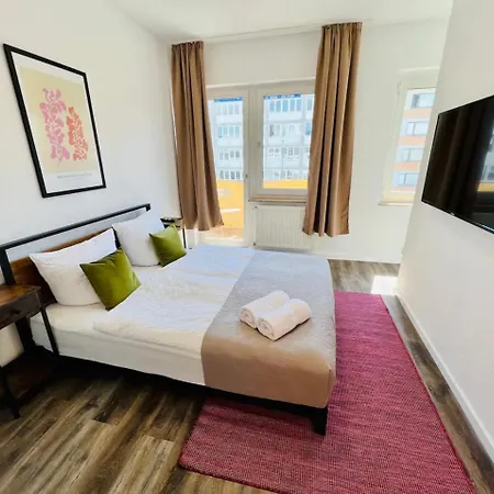 公寓 Zentral Gelegenes Und Stilvoll Moebliertes In Nur 5 Minuten Vom Hbf Und City, Ideal Fuer Pendler Und Messebesucher *