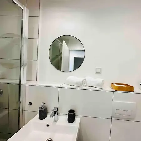 Zentral Gelegenes Und Stilvoll Moebliertes In Nur 5 Minuten Vom Hbf Und City, Ideal Fuer Pendler Und Messebesucher 公寓