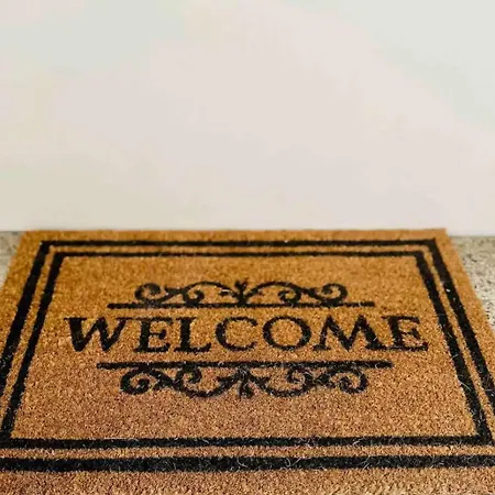 Zentral Gelegenes Und Stilvoll Moebliertes In Nur 5 Minuten Vom Hbf Und City, Ideal Fuer Pendler Und Messebesucher * 杜伊斯堡