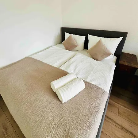 Zentral Gelegenes Und Stilvoll Moebliertes In Nur 5 Minuten Vom Hbf Und City, Ideal Fuer Pendler Und Messebesucher 公寓