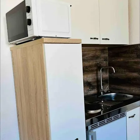 Zentral Gelegenes Und Stilvoll Moebliertes In Nur 5 Minuten Vom Hbf Und City, Ideal Fuer Pendler Und Messebesucher * 杜伊斯堡