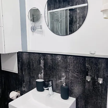 Zentral Gelegenes Und Stilvoll Moebliertes In Nur 5 Minuten Vom Hbf Und City, Ideal Fuer Pendler Und Messebesucher 公寓 杜伊斯堡