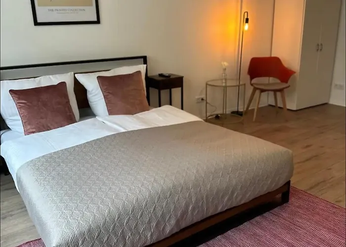 Apartment Duisburg Hbf Zentrum Business Messe Duesseldorf Lejlighed