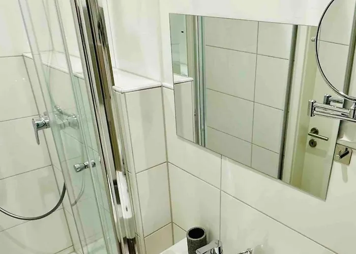 Hbf Zentrum Business Messe Duesseldorf Lejlighed *